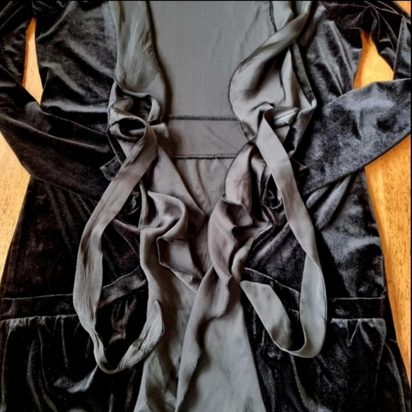 Chapter One Black Satiny Front Tie Crushed Velvet Elegant Long Ruffled Cardigan - Picture 6 of 9